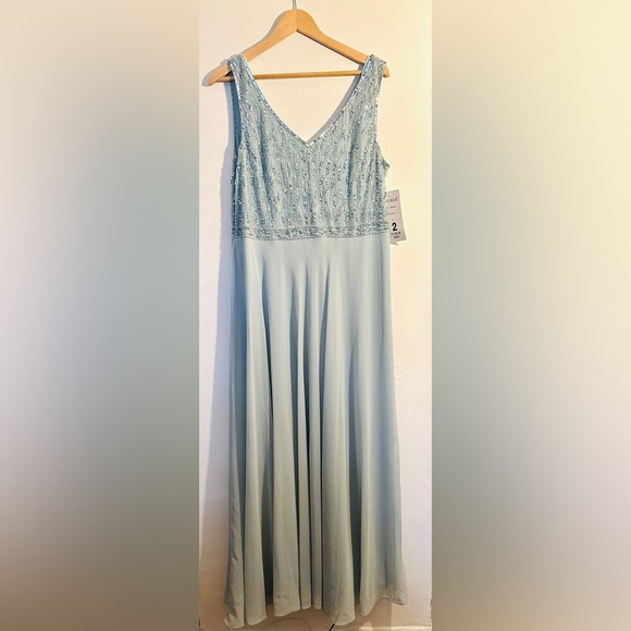 J Kara Beaded Two Elegant pieces Jacket Mint Green Maxi Dress Women’s Sz 18 - Picture 9 of 16